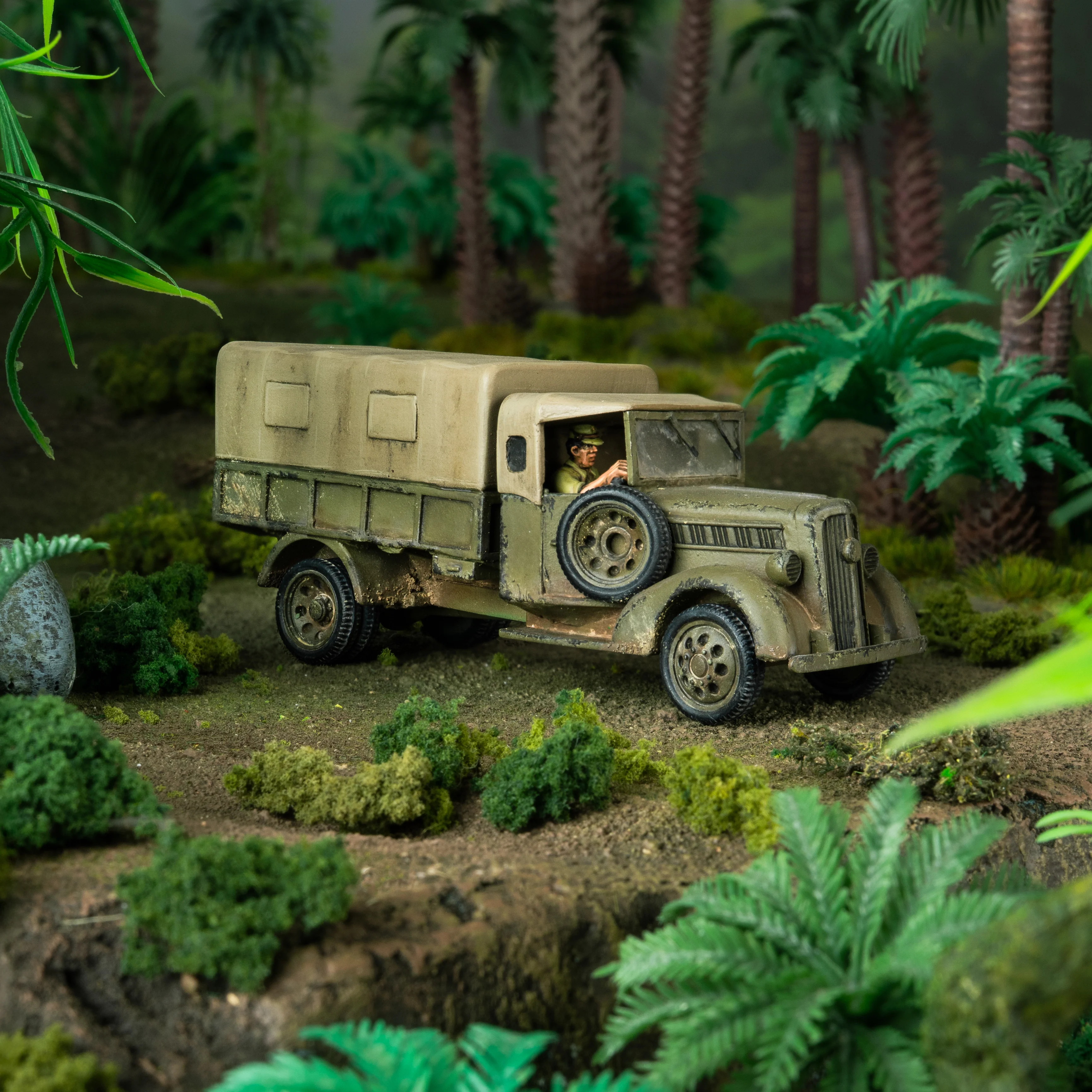 Type 97 Isuzu truck - Image 10